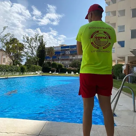 Vacaciones En La Costa Del Sol *